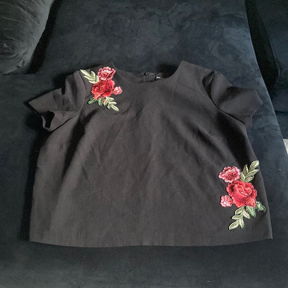 Black Flower Crop Top
